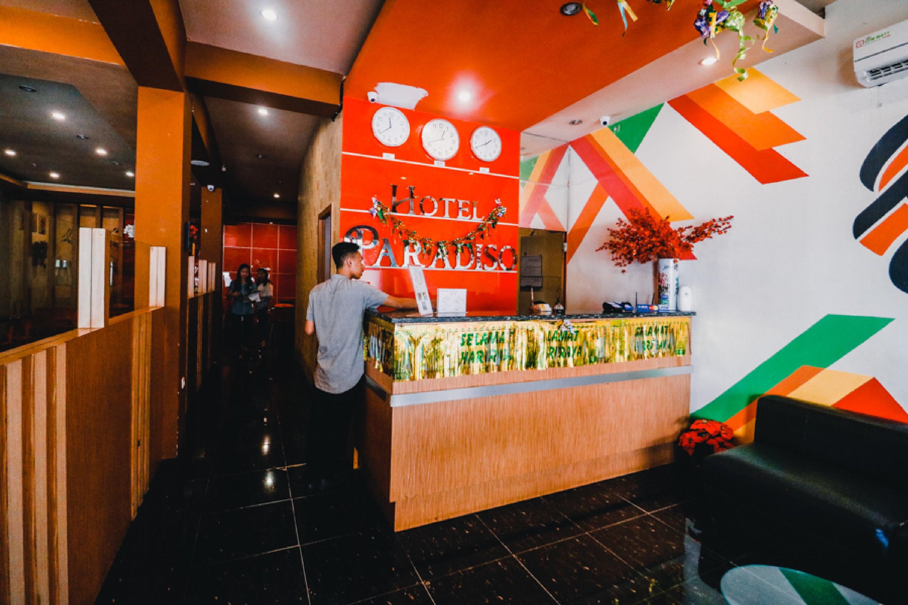 Reddoorz Near Town Square Hotel 3*